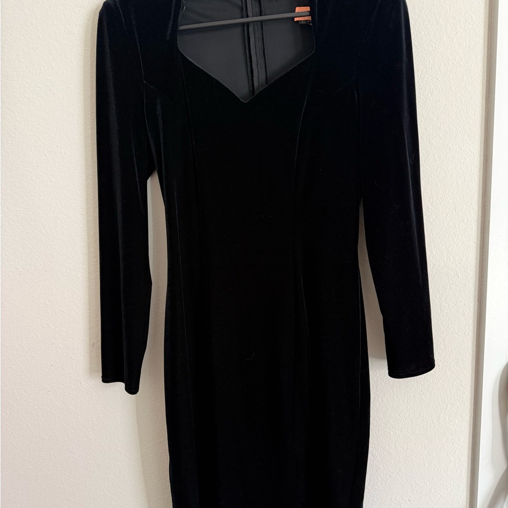 Long Sleeve Black Velvet V-Neck Dress